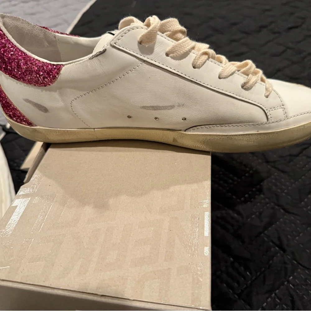 Limited edition Golden goose Super-Star sneakers - Picture 8 of 10